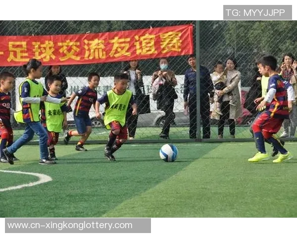 培养未来足球明星的少儿足球培训班全面开启快乐成长之旅
